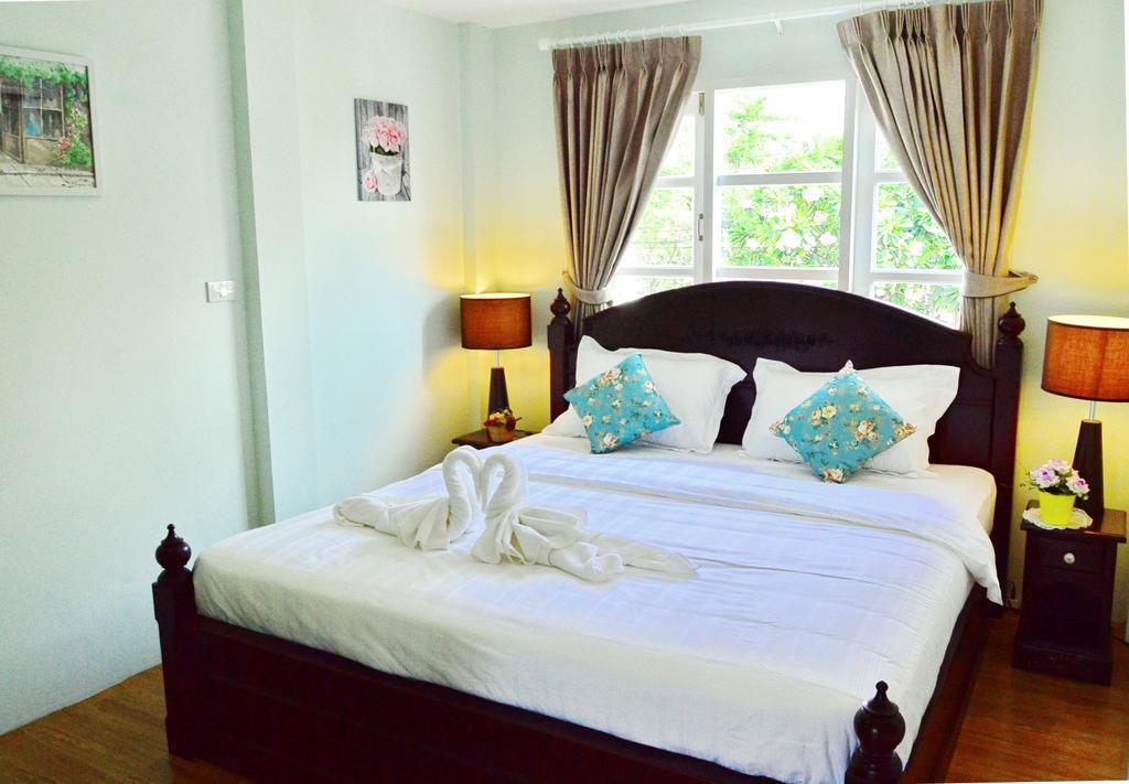 Pemberley House Hotel Chiang Mai Quarto foto