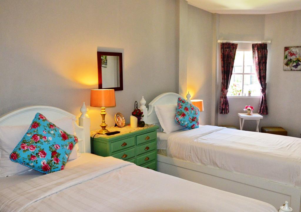 Pemberley House Hotel Chiang Mai Exterior foto