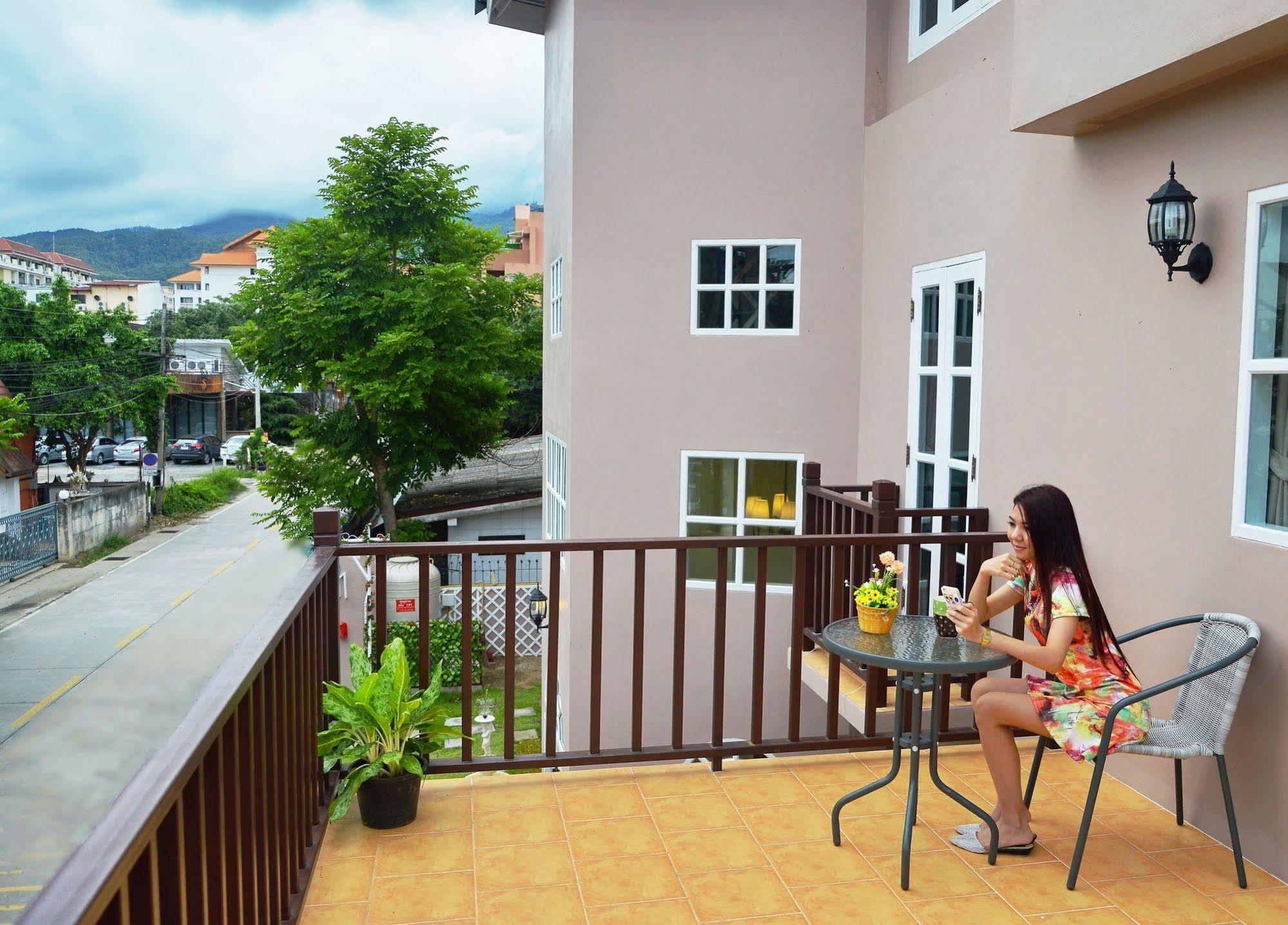 Pemberley House Hotel Chiang Mai Exterior foto